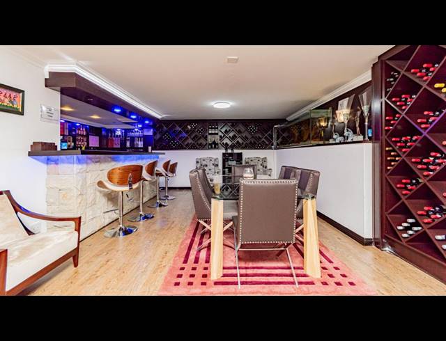 4 BEDROOM FREEHOLD FOR SALE IN MEYERSDAL